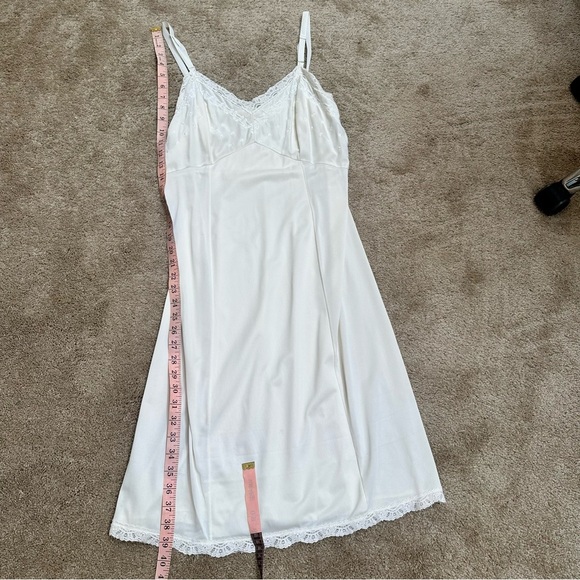 Vintage 60s Sears “The Doesn’t Slip” Intimates Dress Long 38 (M/L) Cream Lace - Picture 5 of 8